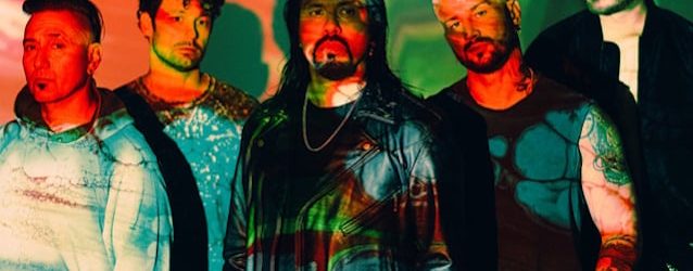 LEIGH KAKATY Talks Why POP EVIL 'Went For The Jugular' On New Album 'What Remains'