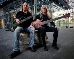 STEVE DIGIORGIO and JEROEN PAUL THESSELING Bring The Dual Fretless Bass Player Concept To Life In QUADVIUM