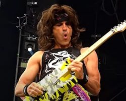 STEEL PANTHER Announces Newest Distortion Guitar Pedal, 'Platinum Pocket P***y Melter'