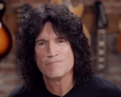 TOMMY THAYER To Join GENE SIMMONS And PAUL STANLEY For KISS 'Unmasked Electric Show' In Las Vegas