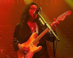 YNGWIE MALMSTEEN Didn't Have To Change His Songwriting Approach To Accommodate His Singing Voice