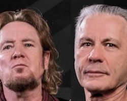 IRON MAIDEN's ADRIAN SMITH On His Musical Relationship With BRUCE DICKINSON: 'He Is Really Easy To Write' Songs With