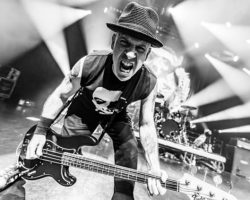 ALAN ROBERT Looks Back On LIFE OF AGONY's 'Ugly': 'I'm Not Sure Everyone Got What We Were Trying To Do Until Much Later'