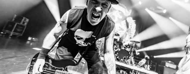 ALAN ROBERT Looks Back On LIFE OF AGONY's 'Ugly': 'I'm Not Sure Everyone Got What We Were Trying To Do Until Much Later'