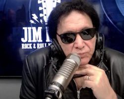 GENE SIMMONS On Upcoming KISS Event In Las Vegas: 'It's Really A Chance To Be More Intimate With The Fans'
