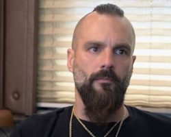 KILLSWITCH ENGAGE's JESSE LEACH On Using Backing Tracks During Live Shows: 'It's A Point Of Pride That We Don't Do That'