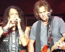 Watch: STEPHEN PEARCY And WARREN DEMARTINI Perform RATT Classics At 2025 Edition Of M3 ROCK FESTIVAL