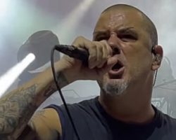 PHILIP ANSELMO On Playing With PANTERA Again: 'Every Night It's About Trying To Make My Bandmates Proud'