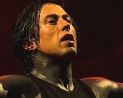 FALLING IN REVERSE's 2025 'God Is A Weapon' North American Tour: BLABBERMOUTH.NET Presale Available