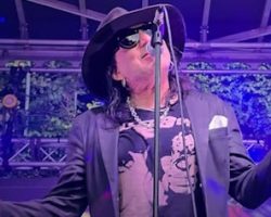 FASTER PUSSYCAT's TAIME DOWNE Says First Concert After Fiancée's Death Was 'Very Emotional'