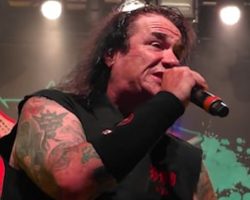 STEVE 'ZETRO' SOUZA Is Not Opposed To Playing A Few Live Shows: But 'I'm Not Jumping In A Tour Bus Again'