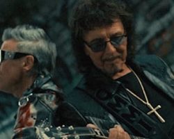 See BLACK SABBATH Legend TONY IOMMI In British Pop Star ROBBIE WILLIAMS's 'Rocket' Music Video
