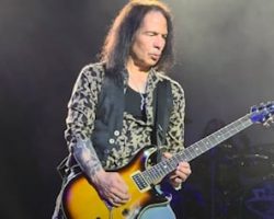 AL PITRELLI Reflects On His First Concert With MEGADETH: 'I Didn't Even Have Time To Get Scared'