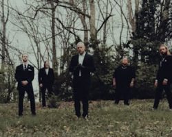 DEMON HUNTER Releases New Single 'Light Bends'