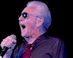 GRAHAM BONNET On Fans Filming Concerts On Their Phones: 'I Expect It. It's Part Of The Bloody Job Now.'