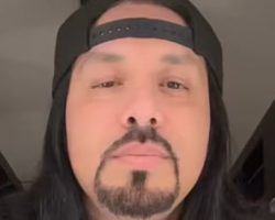 POP EVIL's LEIGH KAKATY On Writing About His Personal Struggles On 'What Remains': 'It Just Felt So Right'