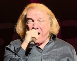 LOU GRAMM 'Would Love To' Continue Touring With FOREIGNER As A Guest Singer: 'I'm Enjoying It Immensely'