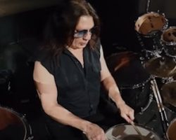 MIKE MANGINI Looks Back On His DREAM THEATER Audition: 'I Did My Homework' And 'I Was Prepared'