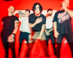 SLEEPING WITH SIRENS Announces Fall 2025 'Don't Let The Party Die' Tour