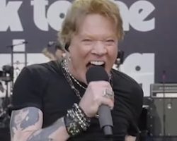 Watch: GUNS N' ROSES Covers Four BLACK SABBATH Songs At 'Back To The Beginning'