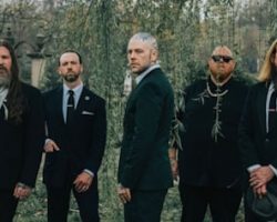 DEMON HUNTER Announces New Album 'There Was A Light Here'