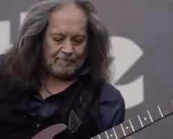 JAKE E. LEE Shares Final Text He Received From OZZY OSBOURNE Two Weeks Ago