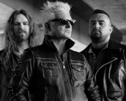 New Wave Of British Heavy Metal Legends SWEET SAVAGE Release New Single 'The Chosen One'