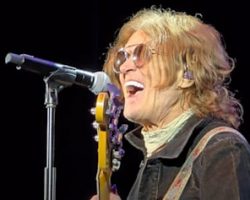 GLENN HUGHES On 'Chosen': 'I Think This Will Be The Last Rock Album I Make'