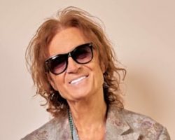 GLENN HUGHES Shares New Single 'Into The Fade' From Upcoming 'Chosen' Album