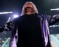 See HD Video Of DEF LEPPARD's Concert In Lincoln, California