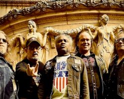 Ex-EXODUS Guitarist RICK HUNOLT And Ex-HEATHEN Guitarist DOUG PIERCY Re-Ignite Their Love For Old-School Thrash In NEFARIOUS