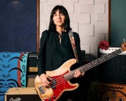 Former A PERFECT CIRCLE Bassist PAZ LENCHANTIN Announces Debut Solo Album, 'Triste'