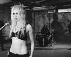 THE PRETTY RECKLESS Releases New Single 'For I Am Death'