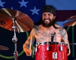 TOMMY CLUFETOS: 'If You Don't Like OZZY OSBOURNE, It's 'Cause You're Jealous'
