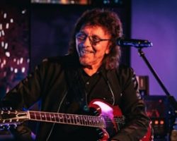 BLACK SABBATH's TONY IOMMI Appears At Gibson Garage London For Intimate Interview And Performance: Photos, Video