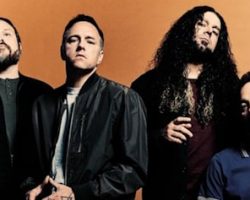 COHEED AND CAMBRIA Announces 'The New Entities Edition' Of Latest Album 'The Father Of Make Believe'