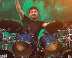 Ex-SLAYER Drummer DAVE LOMBARDO On Possible Autobiography: 'I've Got So Much S*** To Say That I Haven't Said'