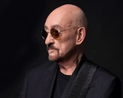 TRAFFIC's DAVE MASON Announces Retirement From Touring
