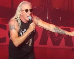DEE SNIDER Says Recent 'Health Scare' Made Him 'Re-Evaluate A Lot Of Things', Including TWISTED SISTER Reunion