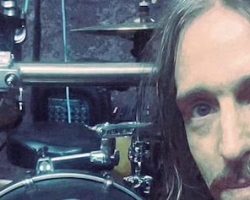 Watch: MEGADETH's DIRK VERBEUREN Plays 'Life In Hell' During Drum Clinic At Amarin Percussion in Burbank