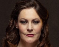 NIGHTWISH's FLOOR JANSEN Rips 'Organized Religion' For 'Causing The Worst Genocides And Most Horrible Situations In The History Of Mankind'