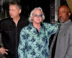 THE BLACK CROWES, REM And HOOTIE & THE BLOWFISH Members Launch Rock Supergroup HOWL OWL HOWL