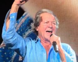 IAN GILLAN: 'If There Was A Planet That Had Five Polar Regions, It Would Be Called DEEP PURPLE'