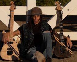 EXTREME's NUNO BETTENCOURT Unveils NUNO GUITARS