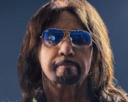 Report: Original KISS Guitarist ACE FREHLEY On Life Support With Brain Bleed