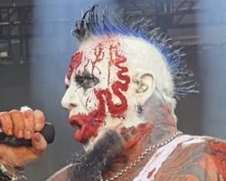 MUDVAYNE's CHAD GRAY: OZZY OSBOURNE's Influence On Heavy Metal Was 'Unprecedented'