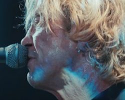 DUFF MCKAGAN Shares 'Holy Water/I Wanna Be Your Dog' From 'Lighthouse: Live From London' Live Album And Concert Film
