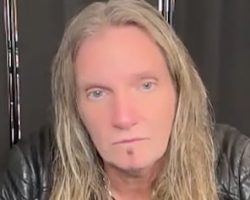 TRANS-SIBERIAN ORCHESTRA's JOEL HOEKSTRA Rips 'Backing Tracks' Accusation: 'It's So Annoying That People Think We Do That'