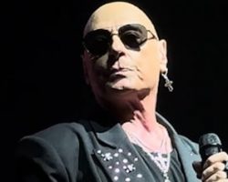 JOE LYNN TURNER Says His Next Album Will See Him 'Going Back To Very Classy, Well-Produced Material With Modern Production'