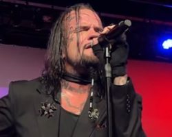 Original SALIVA Singer JOSEY SCOTT Rips BOBBY AMARU In Two New Diss Tracks, 'Who?' And 'Famous'